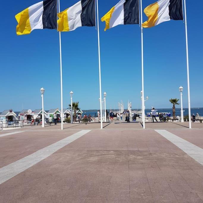 Appartement Les Pieds Dans L Eau Acces Direct Plage Pereire, Parking Gratuit ,Wifi Аркашон Екстер'єр фото